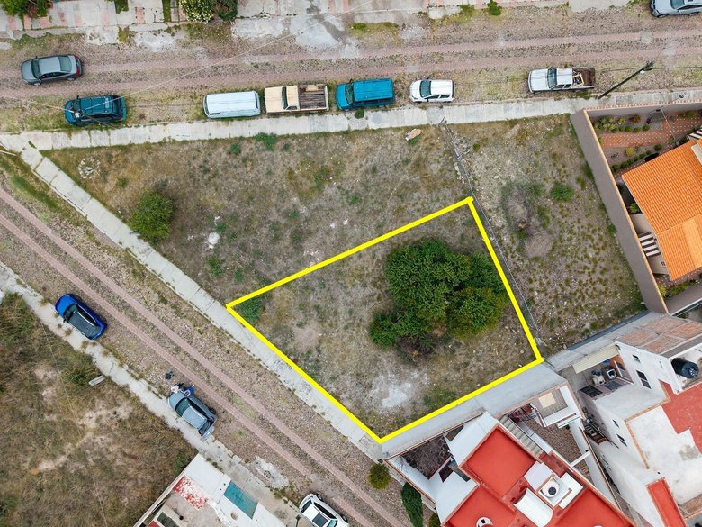 Privada La Luz Lote 109 — 19 photos