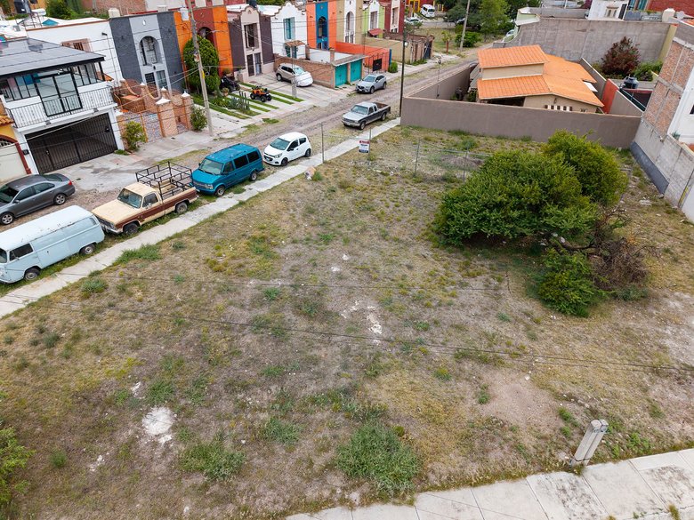 Privada La Luz Lote 109 — 9 photos