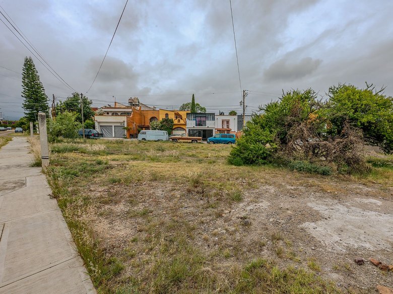 Privada La Luz Lote 109 — 5 photos