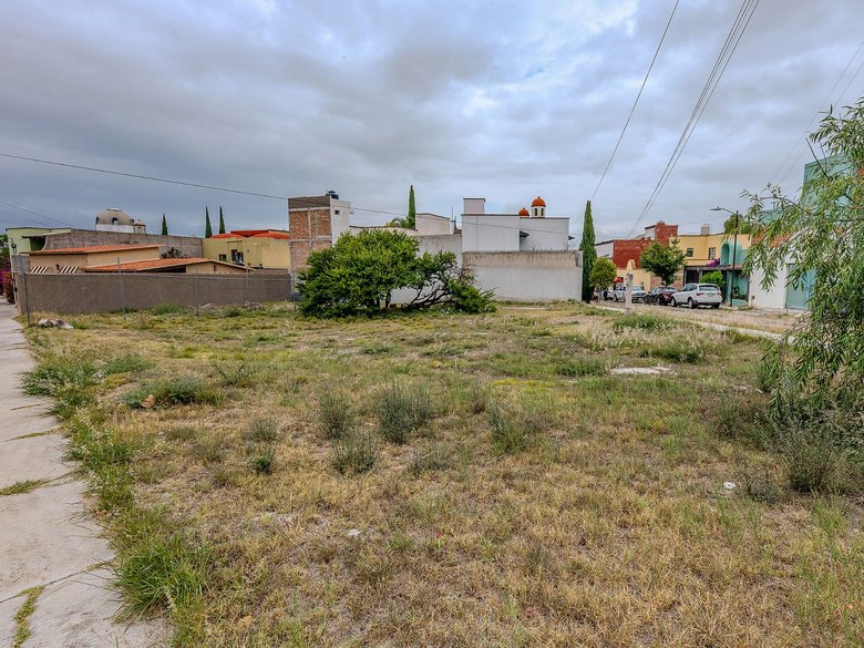 Privada La Luz Lote 109 — 3 photos