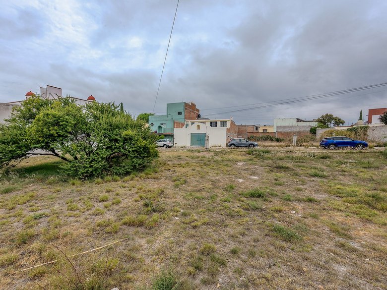 Privada La Luz Lote 109 — 7 photos