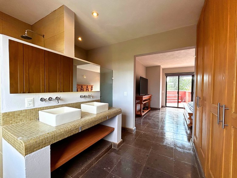 Town House en el Secreto — 12 photos