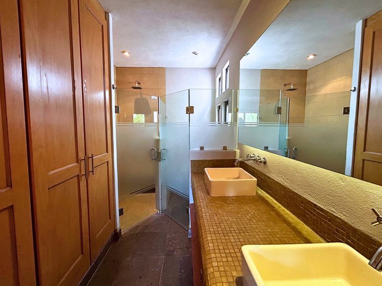 Town House en el Secreto — 10 photos