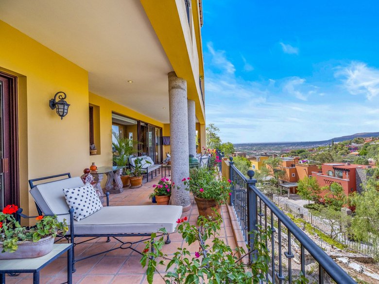Condo Girasoles — 13 photos