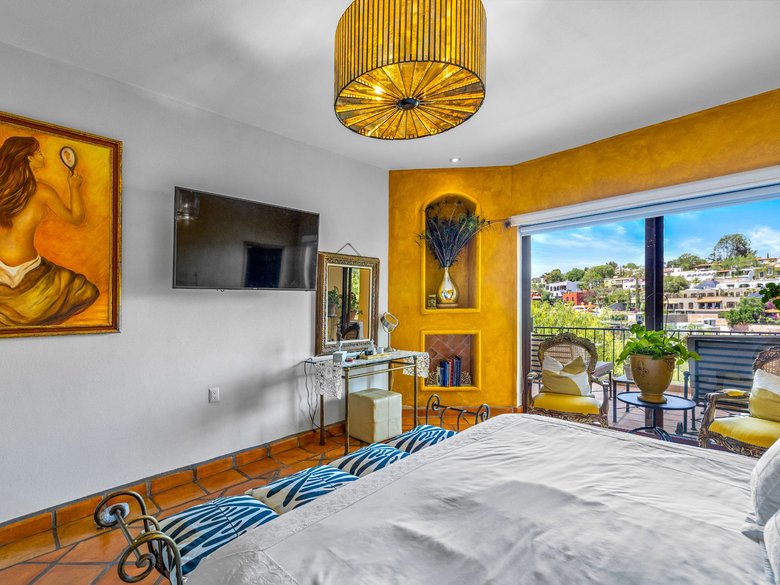 Condo Girasoles — 7 photos