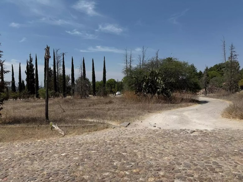 Terreno Atotonilco el Viejo — 2 fotos