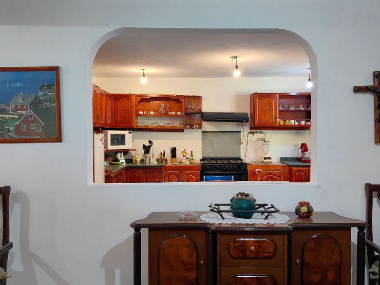 CASA VENERANDA — 15 photos