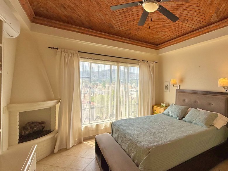 Apartmet Esperanza San Antonio — 4 photos