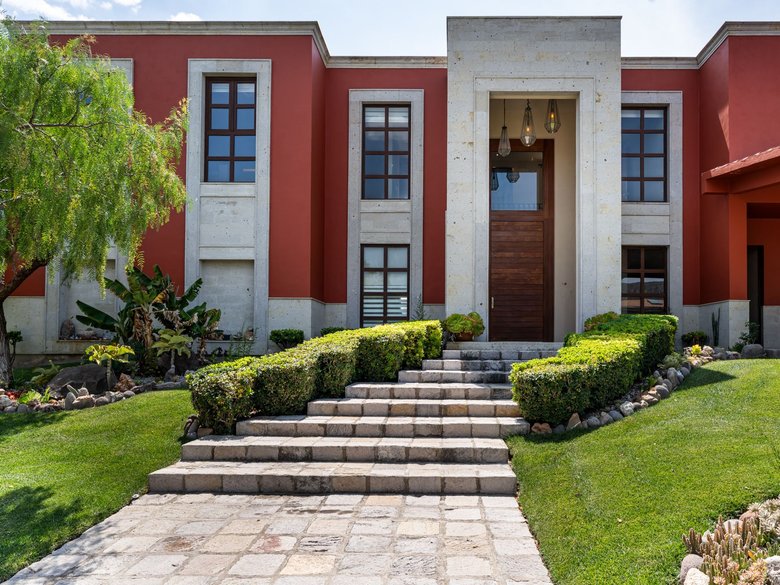 Casa Cava — 18 photos