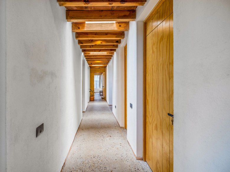 Villa Jacaranda - Architectural Country Living Near San Miguel — 10 photos