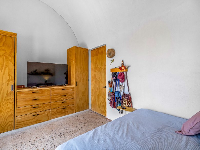 Villa Jacaranda - Architectural Country Living Near San Miguel — 14 photos