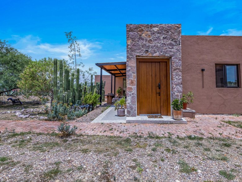Villa Jacaranda - Architectural Country Living Near San Miguel — 1 photos