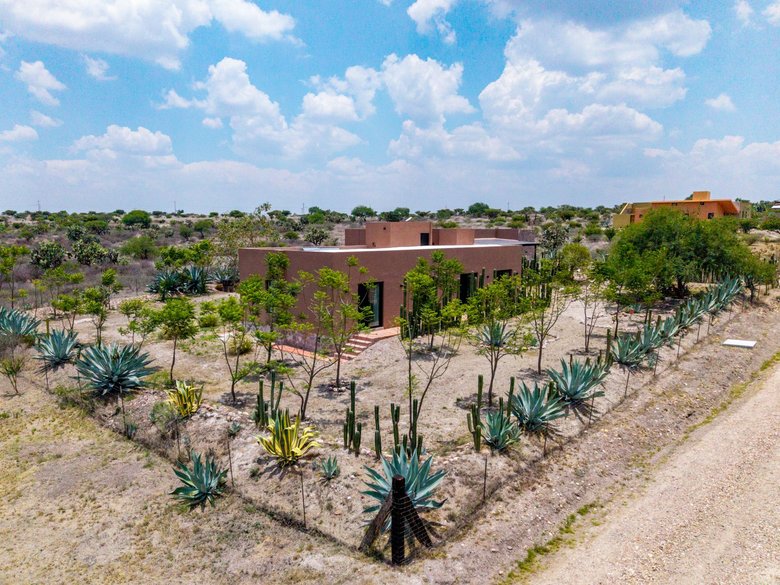 Villa Jacaranda - Architectural Country Living Near San Miguel — 26 photos