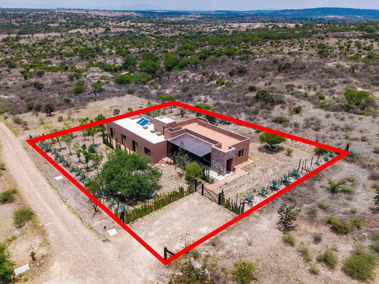 Villa Jacaranda - Architectural Country Living Near San Miguel — 27 photos
