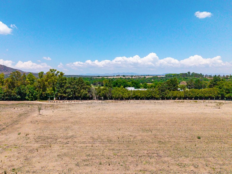 Macro lote Rancho Alegre — 11 photos