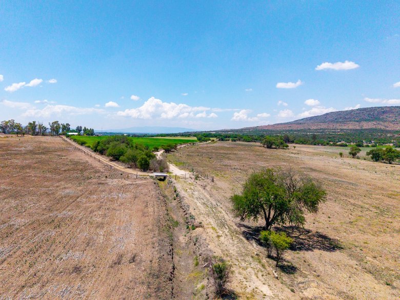 Macro lote Rancho Alegre — 12 photos