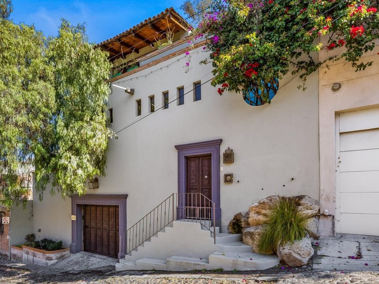 Casa Toto — 2 fotos