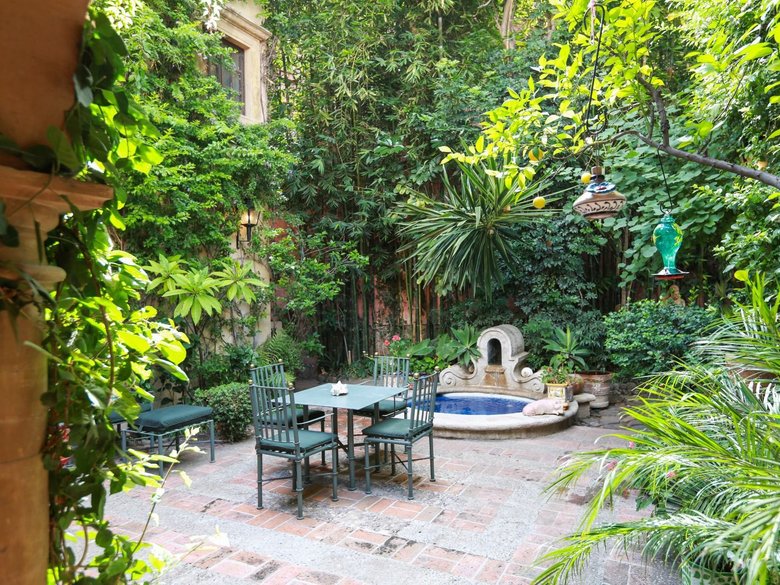 Casa Baeza — 12 photos