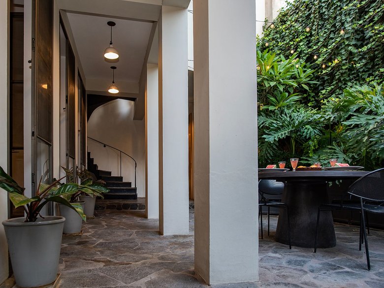CASA CLARA — 10 photos