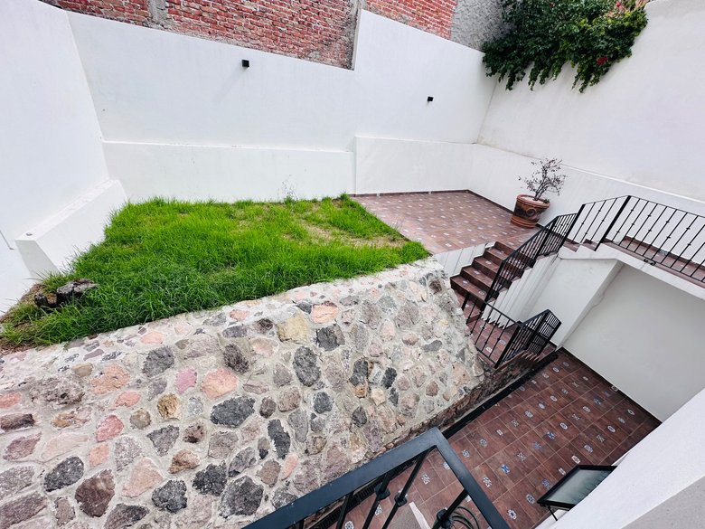 CASA VILLANUEVA — 8 photos