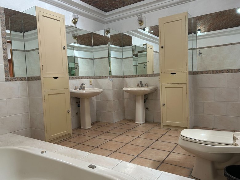 CASA ARBOLEDA — 14 photos