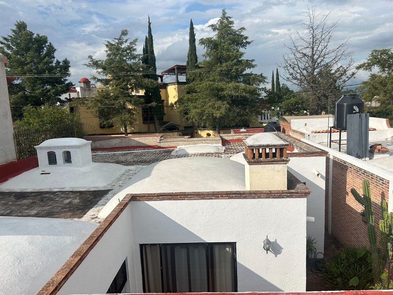 CASA ARBOLEDA — 4 photos