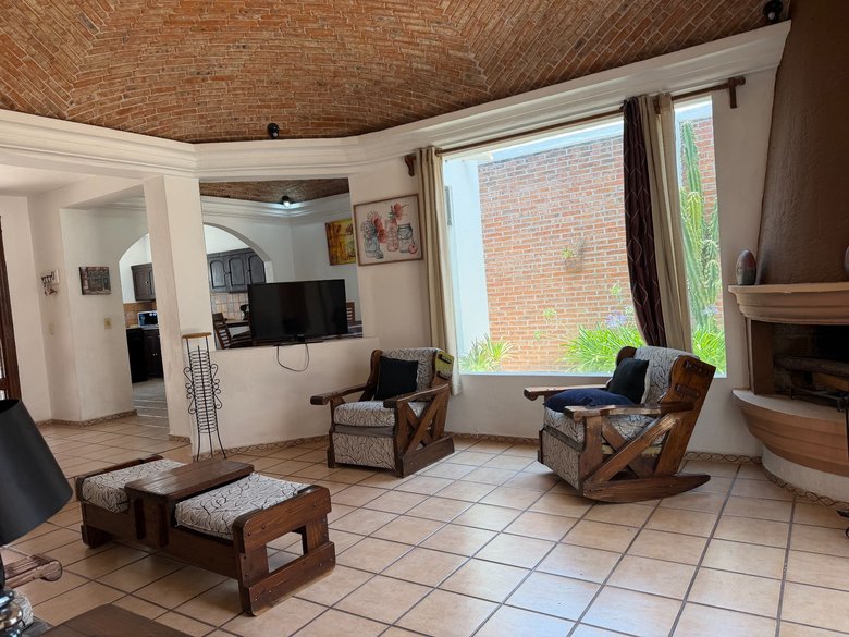 CASA ARBOLEDA — 38 photos
