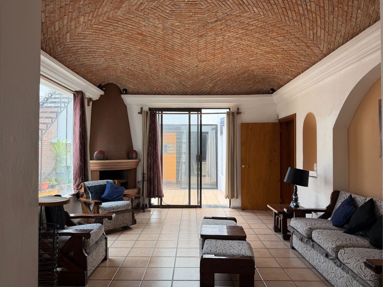 CASA ARBOLEDA — 51 photos
