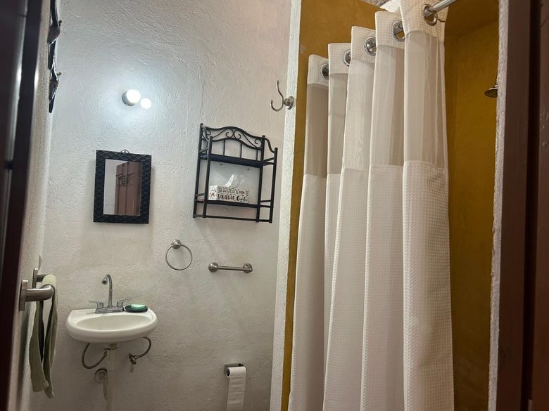 CASA ARBOLEDA — 17 photos