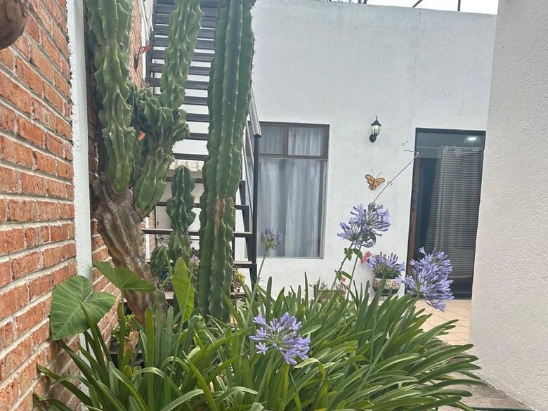 CASA ARBOLEDA — 8 photos