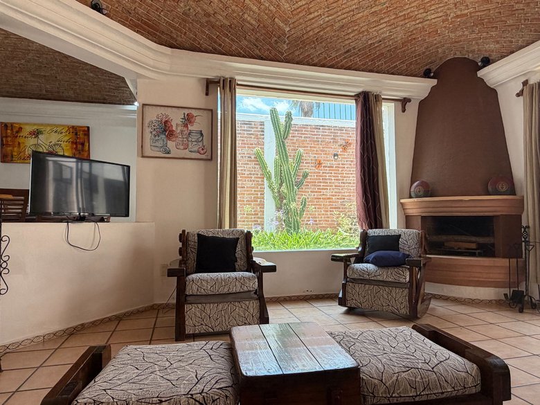 CASA ARBOLEDA — 20 photos