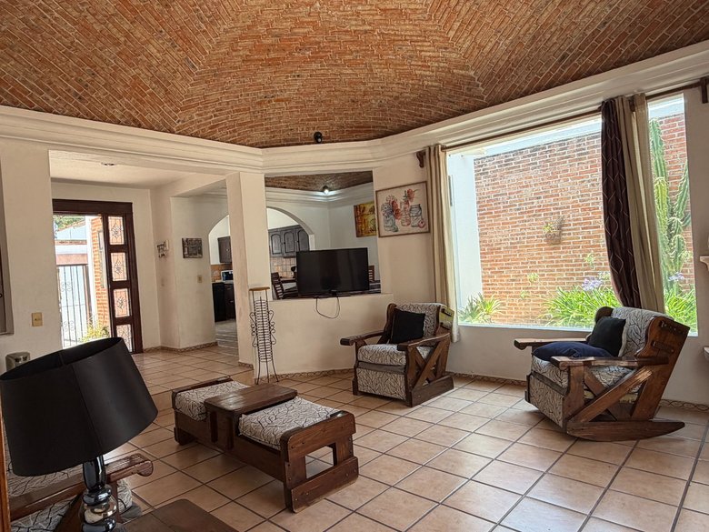 CASA ARBOLEDA — 21 photos