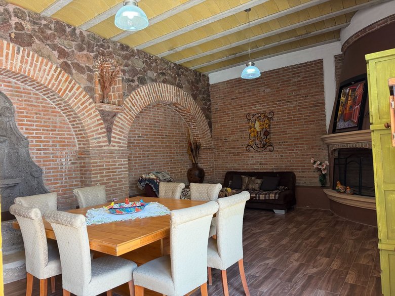 CASA ARBOLEDA — 39 photos