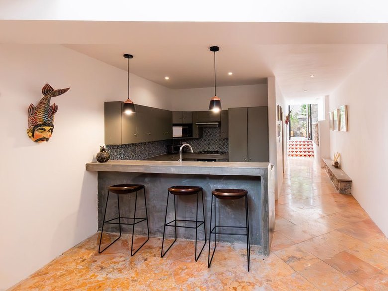 CASA TENERIAS — 13 photos