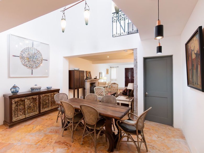 CASA TENERIAS — 3 photos