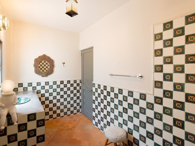 CASA TENERIAS — 16 photos
