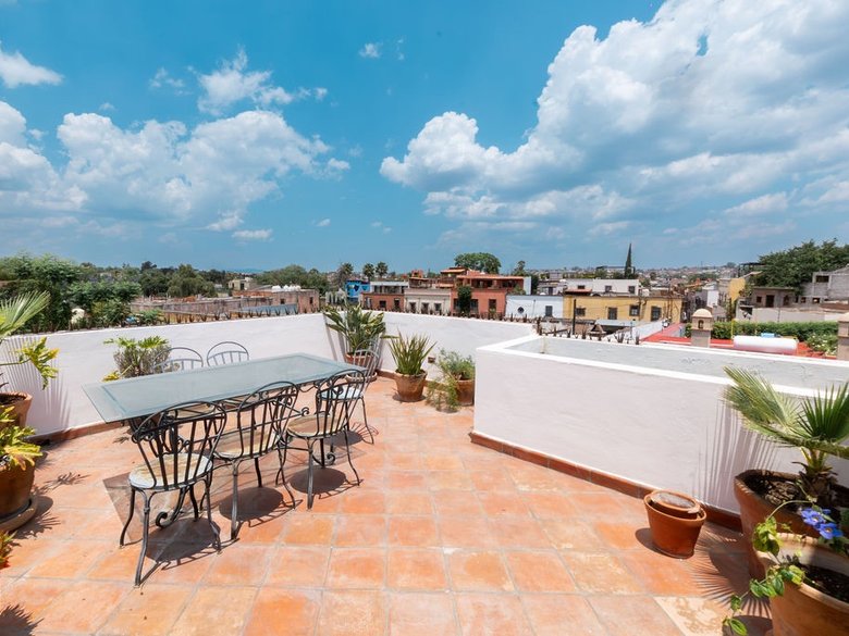 CASA TENERIAS — 26 photos