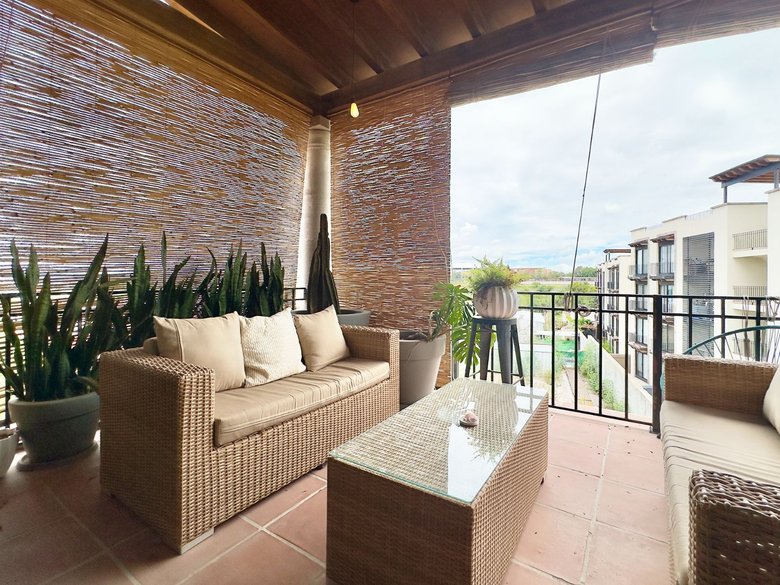El Milagro Rooftop Apartment — 17 photos