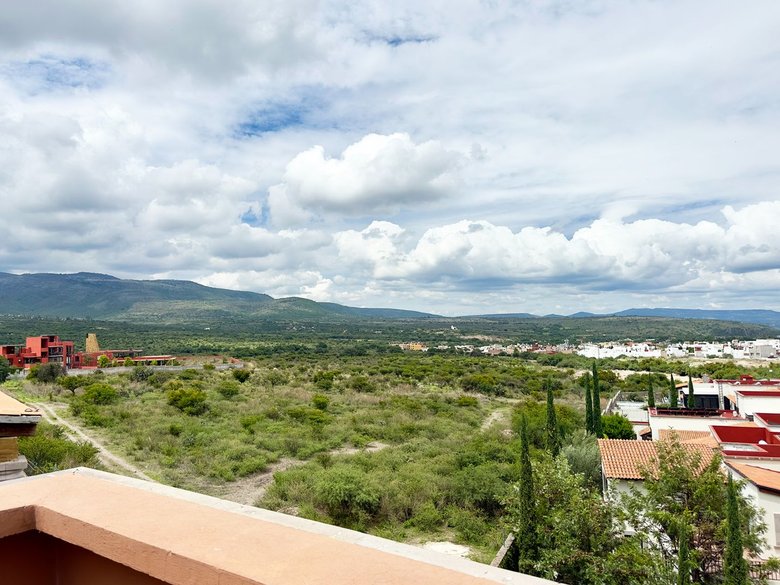 El Milagro Rooftop Apartment — 20 photos