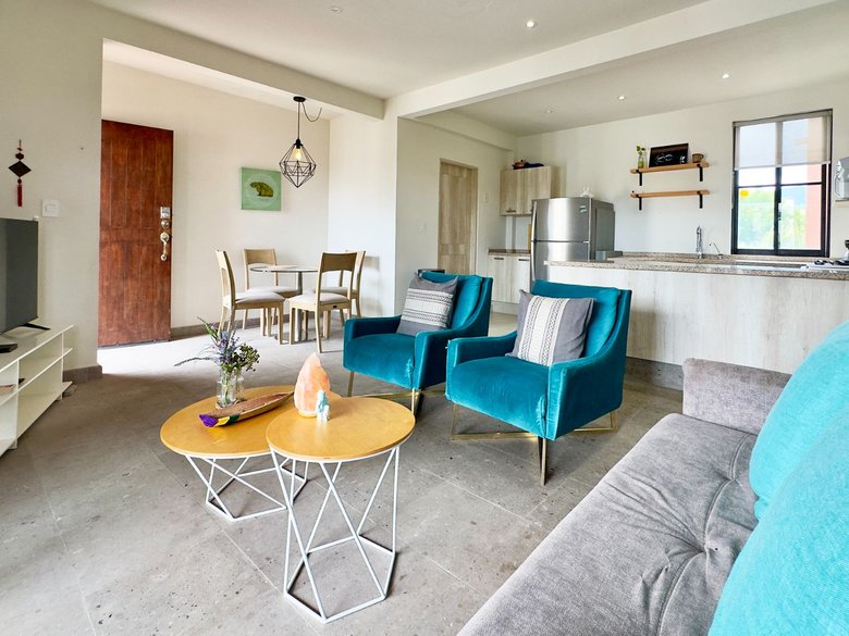 El Milagro Rooftop Apartment — 8 photos