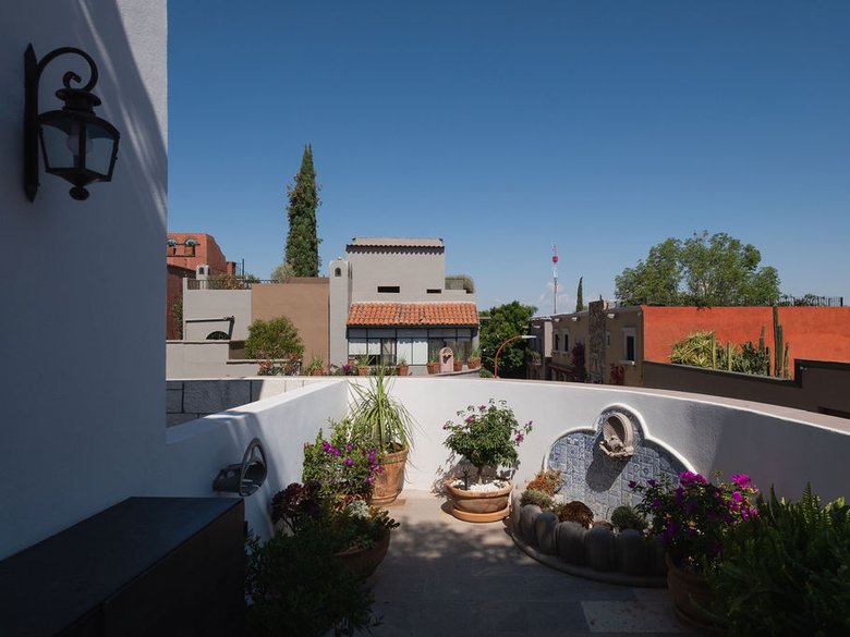 Casa Revueltas- Luxury Hillside Living with Panoramic Views of San Miguel — 12 photos