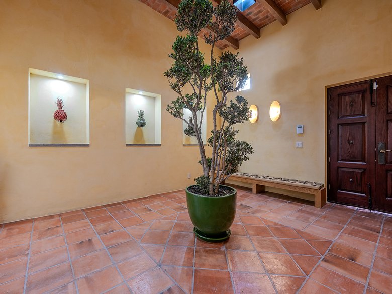 La Purísima | Exclusive Centro Living with Pool & Refined Design — 14 photos