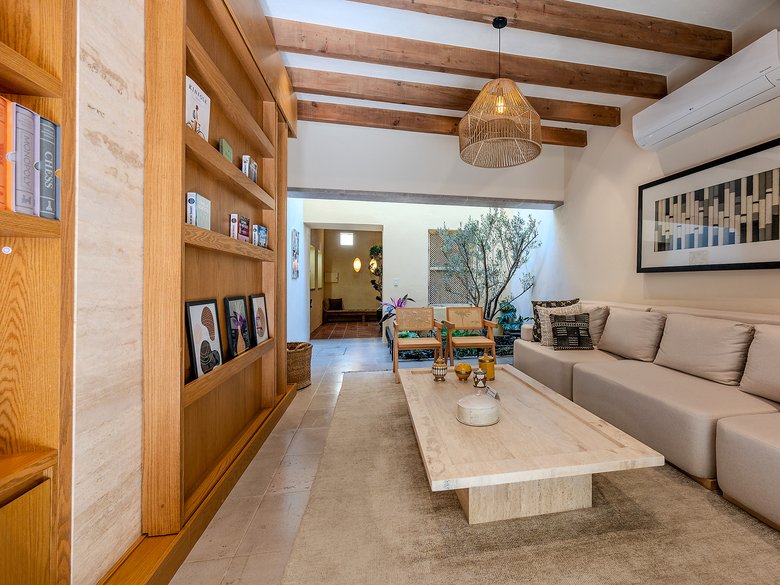 La Purísima | Exclusive Centro Living with Pool & Refined Design — 6 photos