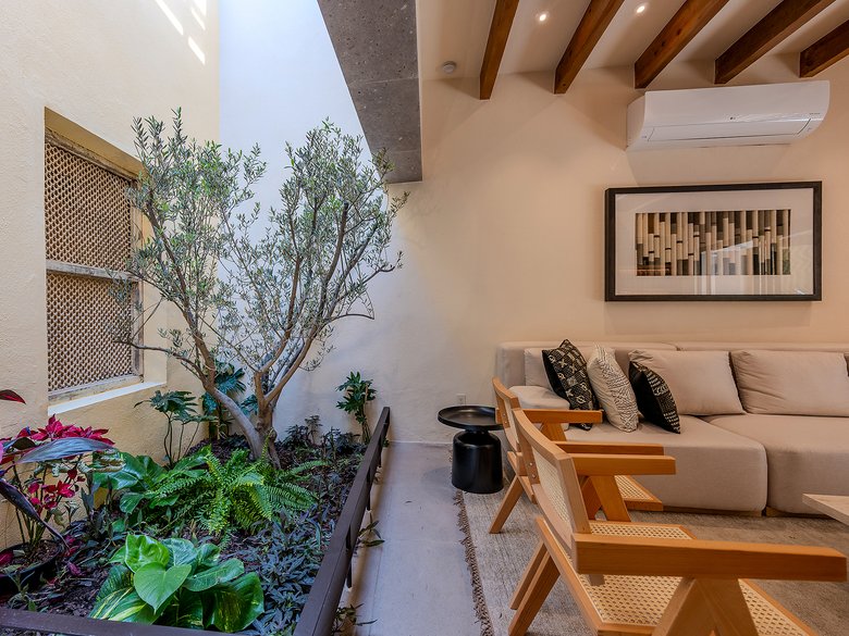 La Purísima | Exclusive Centro Living with Pool & Refined Design — 26 photos