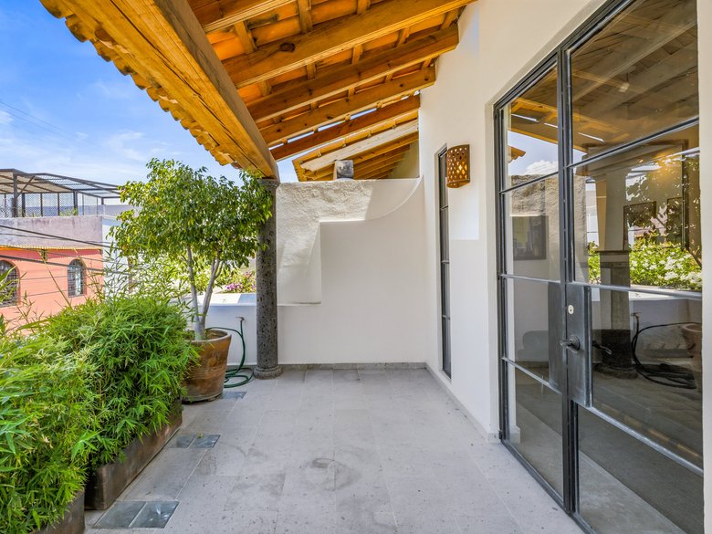 Casa Pino — 19 photos