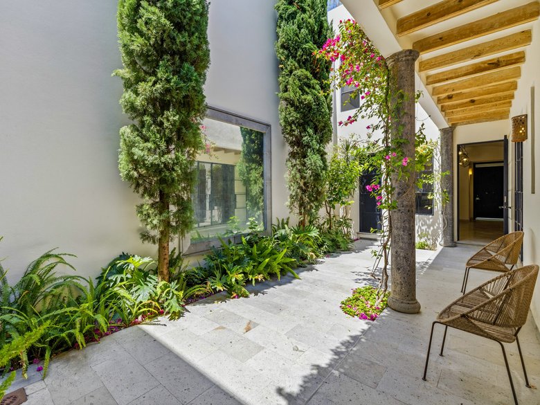 Casa Pino — 5 photos