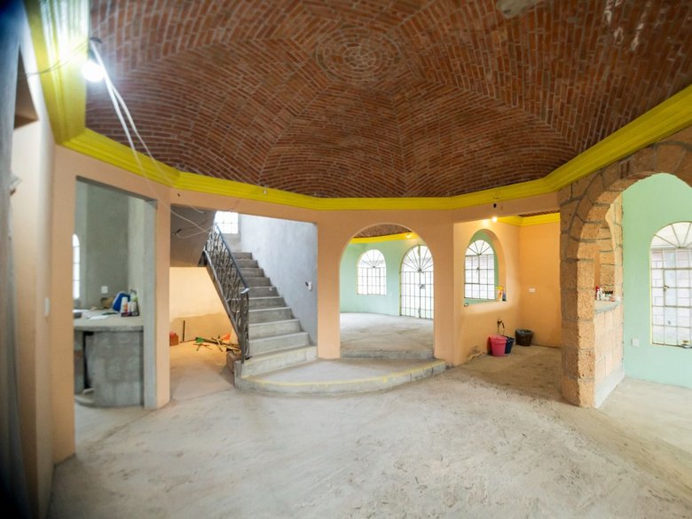CASA EN VENTA PARA REMODELAR, VILLA DE LOS FRAILES — 5 photos