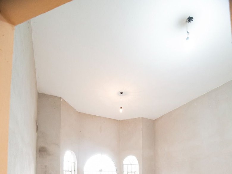 CASA EN VENTA PARA REMODELAR, VILLA DE LOS FRAILES — 6 photos