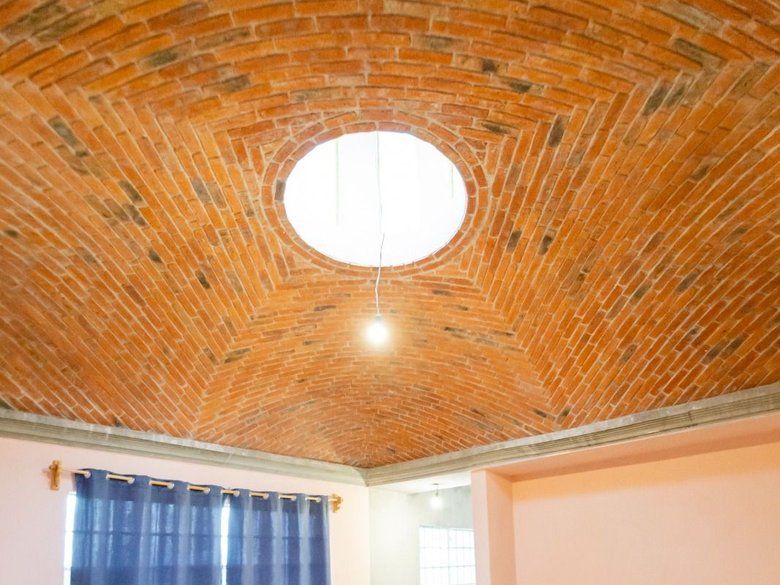 CASA EN VENTA PARA REMODELAR, VILLA DE LOS FRAILES — 1 photos