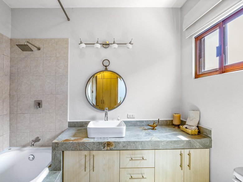Casa Comfort - Luxury Home — 16 photos